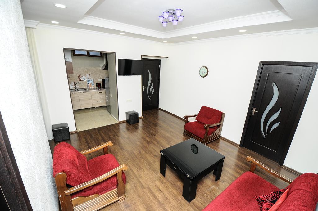 Elegant Modern *